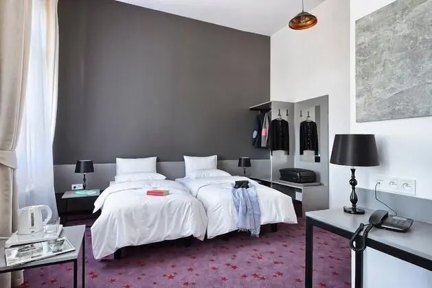 İki Ayrı Yataklı Oda, 2 Tek Kişilik Yatak