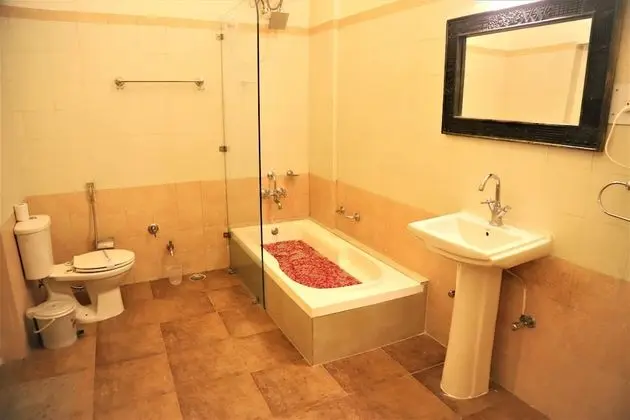 Superior Tek Büyük Yataklı Oda