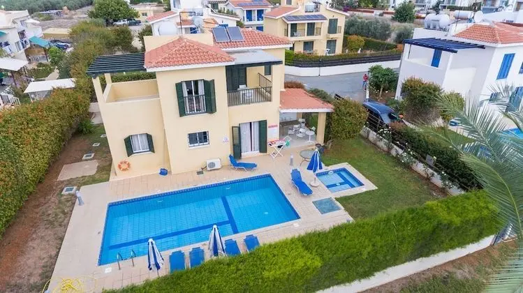 Villa, 4 Yatak Odası, Kısmi Deniz Manzaralı