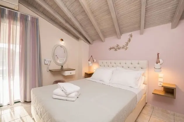 Triple Loft