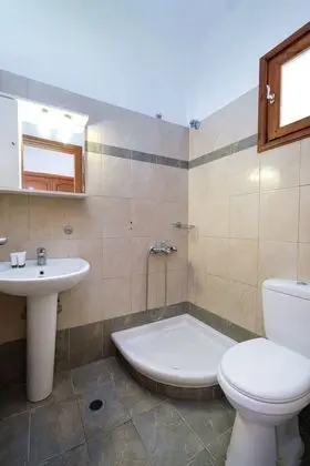 Standard Tek Büyük veya İki Ayrı Yataklı Oda, Bahçe Manzaralı