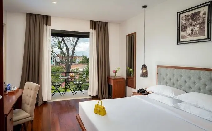 Four-Bedroom Family Suite