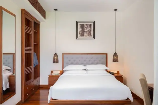 Four-Bedroom Family Suite