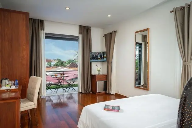 Four-Bedroom Family Suite