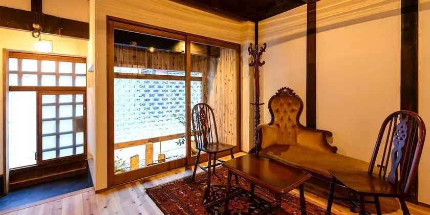 Basic Ev (Private Vacation Home)