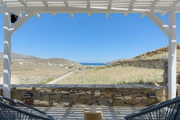 Koumi Suite Jetted Tub and Sea View