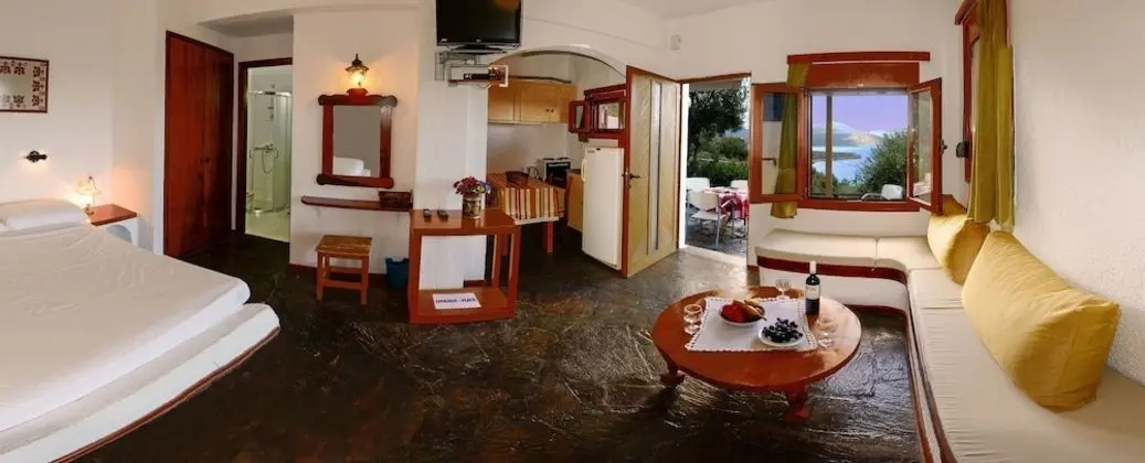 Stüdyo, Deniz Manzaralı