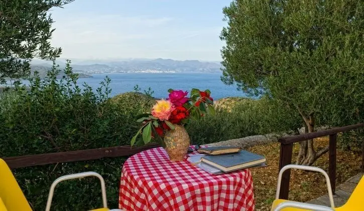 Stüdyo, Deniz Manzaralı