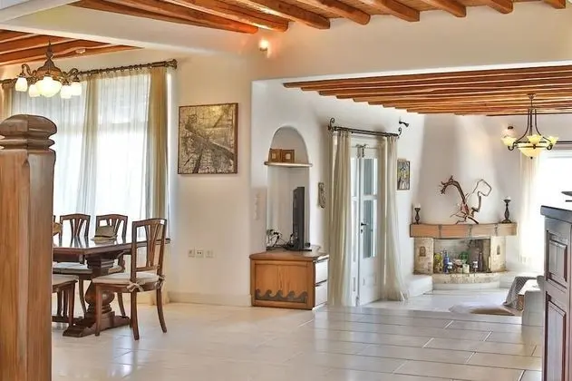 Deluxe Villa