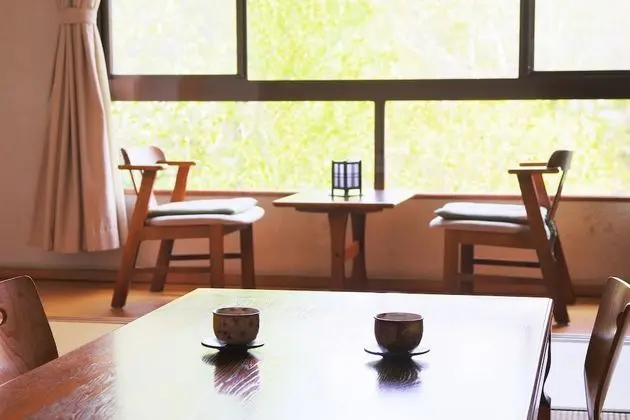Traditional Oda (Japanese-Style with Shared Shower)