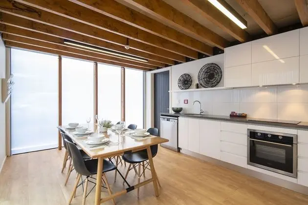 3 Bedrooms with 3 Bathrooms (3)