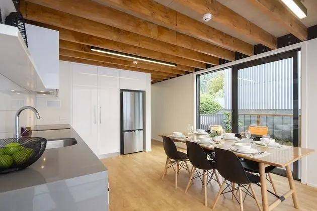 3 Bedrooms with 3 Bathrooms (3)
