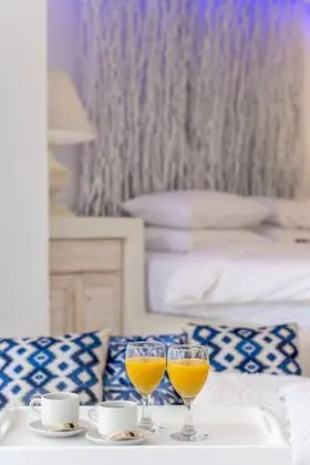 Suit With Private Pool
