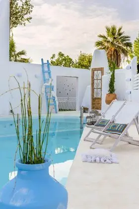 Suit With Private Pool