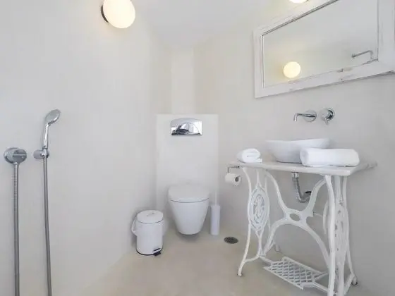 Basic Üç Kişilik Oda
