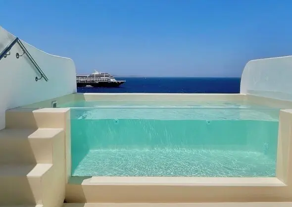 Sanctuary Sea View Suite Swim up Pool