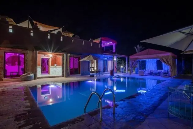 Villa, 4 Yatak Odası, Engellilere Uygun, Şömine