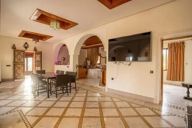 Villa, 4 Yatak Odası, Engellilere Uygun, Şömine
