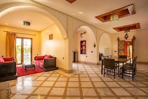 Villa, 4 Yatak Odası, Engellilere Uygun, Şömine