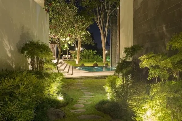 Villa, 4 Yatak Odası, Havuz Manzaralı