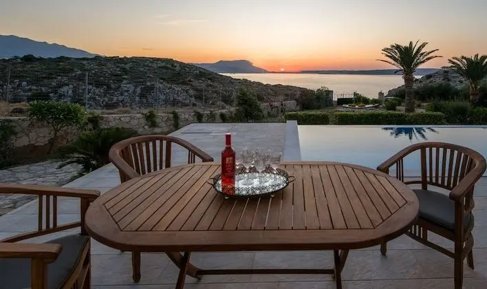 Villa, 3 Yatak Odası, Kişiye Özel Havuzlu