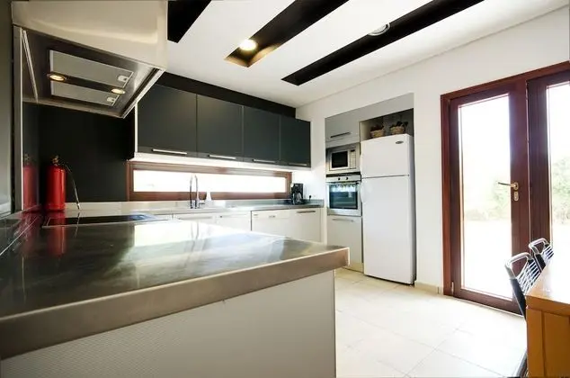 Villa, 3 Yatak Odası, Deniz Manzaralı, Denize Sıfır