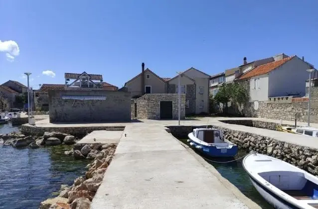 Apart Daire (Kova - 10 m from sea - A1(4))
