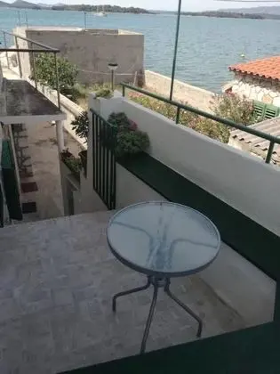 Apart Daire (Kova - 10 m from sea - A1(4))