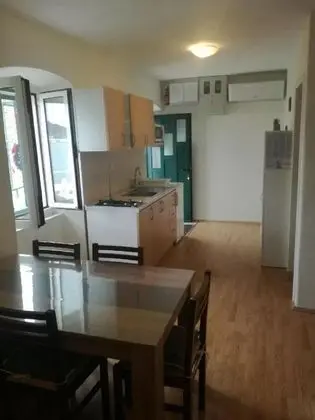 Apart Daire (Kova - 10 m from sea - A1(4))
