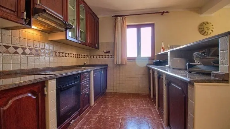 Ev (Kova - private pool - H(8))