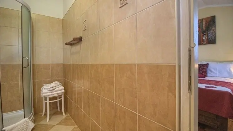 Ev (Kova - private pool - H(8))