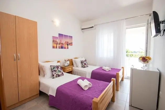 Standard Tek Büyük veya İki Ayrı Yataklı Oda, Deniz Manzaralı