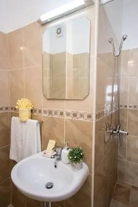 Standard Tek Büyük veya İki Ayrı Yataklı Oda, Deniz Manzaralı