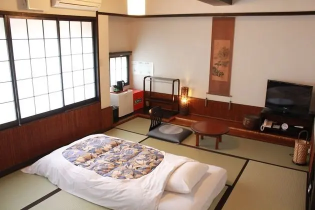 Traditional Oda (Japanese Style)