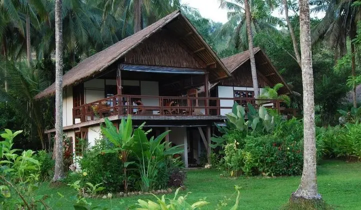 Kulübe (Rice Field Cottage)