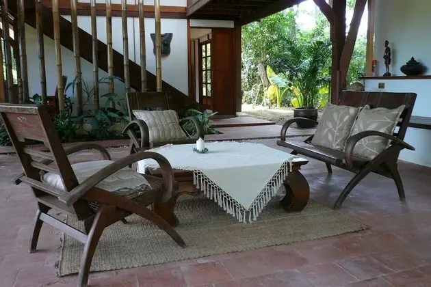 Kulübe (Rice Field Cottage)