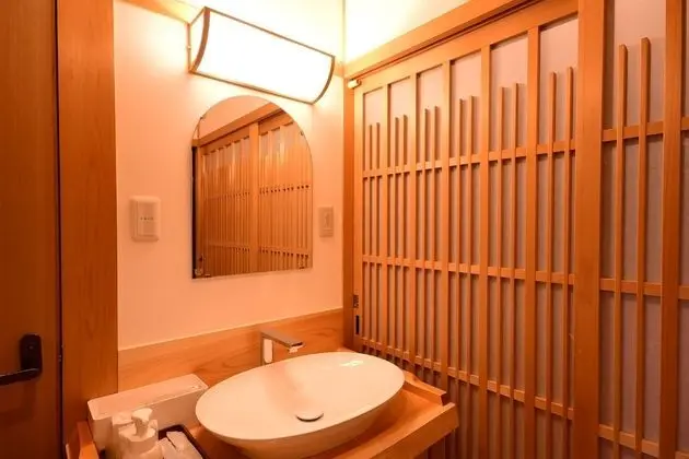 Standard Oda, Ortak Banyo (Japanese Style)