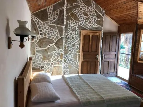 Standart Oda, Kara veya Havuz Manzaralı