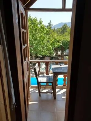 Standart Oda, Kara veya Havuz Manzaralı