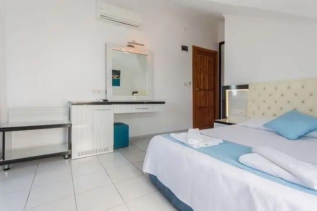 Tek Büyük veya İki Ayrı Yataklı Oda