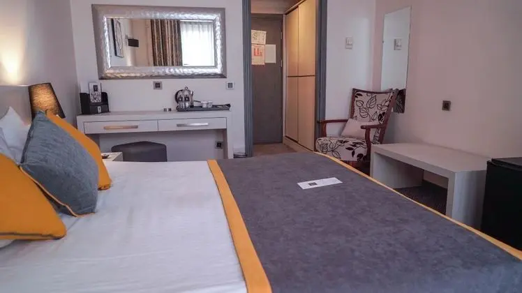 Standart Oda, Şehir Manzaralı