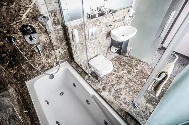 Suite, Şehir Manzaralı