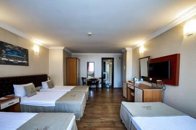 Aile Odası, Şehir Manzaralı