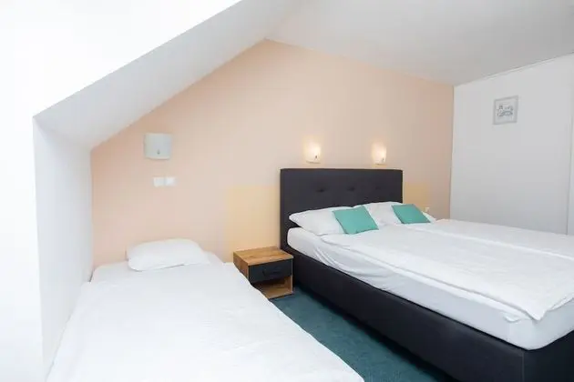Comfort Üç Kişilik Oda, Birden Çok Yatak, Sigara İçilmez, Özel Banyo