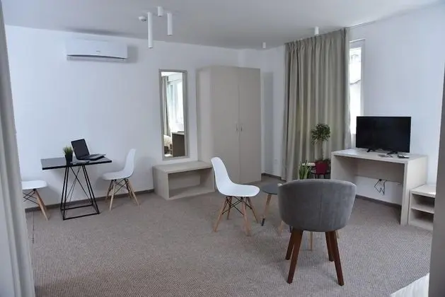 Stüdyo, Balkon
