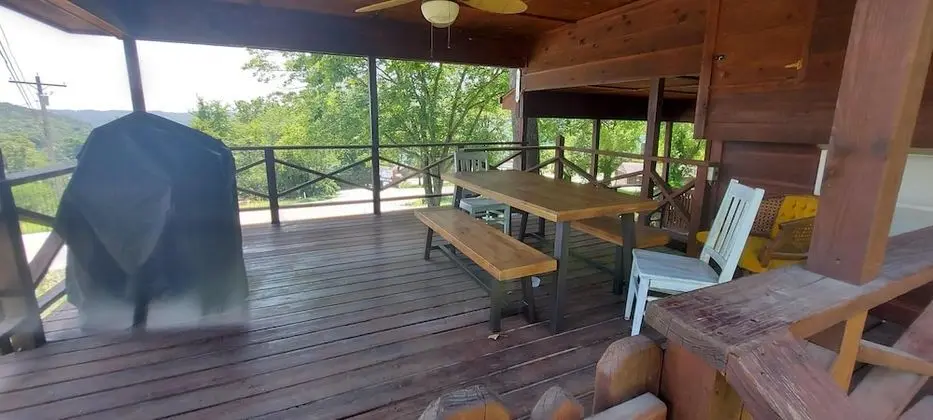 Ev (Kozy Cove Cabin - 1 Block to Lake/boa)