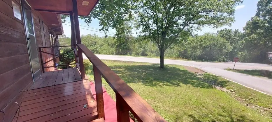 Ev (Kozy Cove Cabin - 1 Block to Lake/boa)