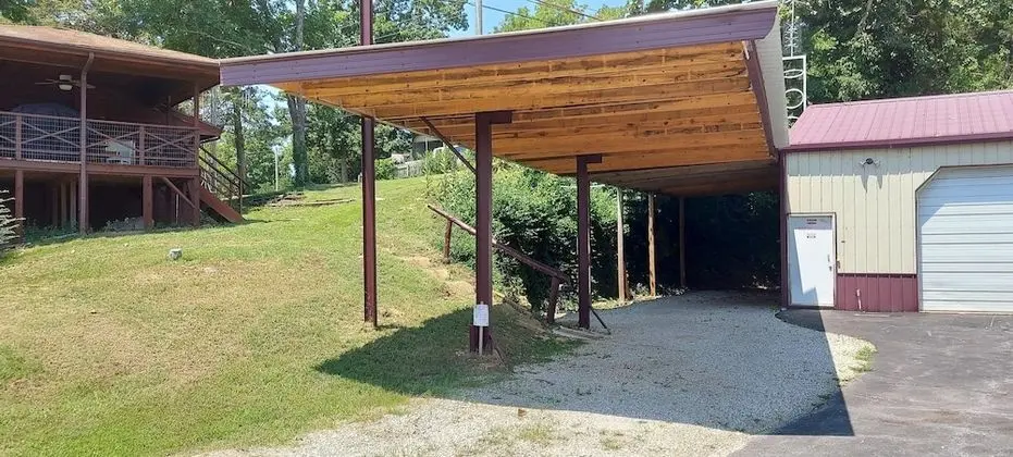 Ev (Kozy Cove Cabin - 1 Block to Lake/boa)