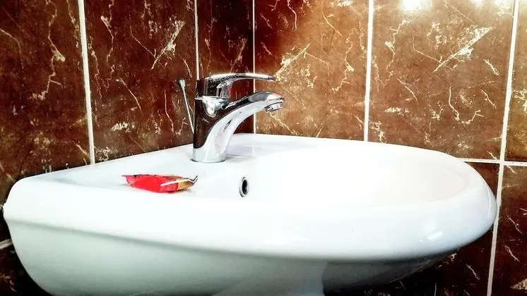 Business Tek Büyük Yataklı Oda