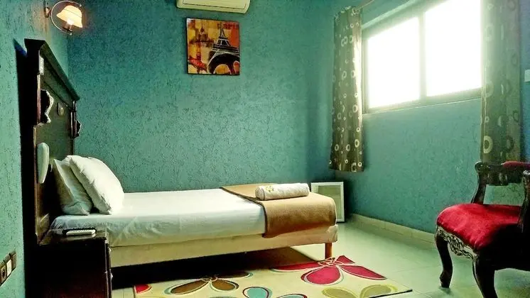 Classic Tek Büyük Yataklı Oda